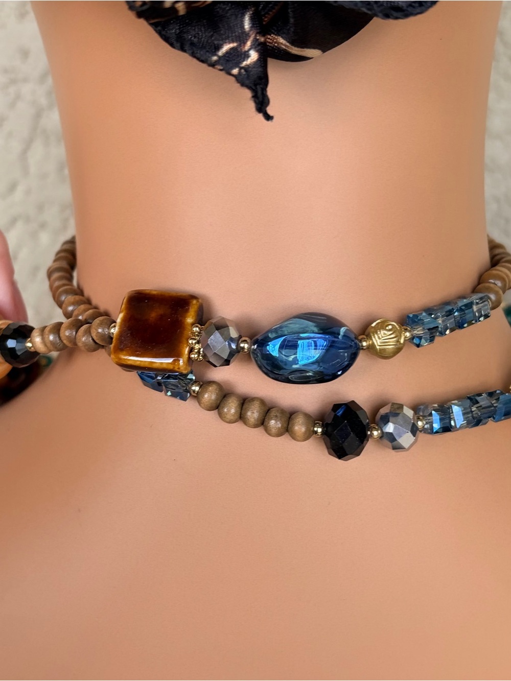 Premier Designs Multicolored Mixed Media Beaded Statement Necklace - Picture 7 of 9